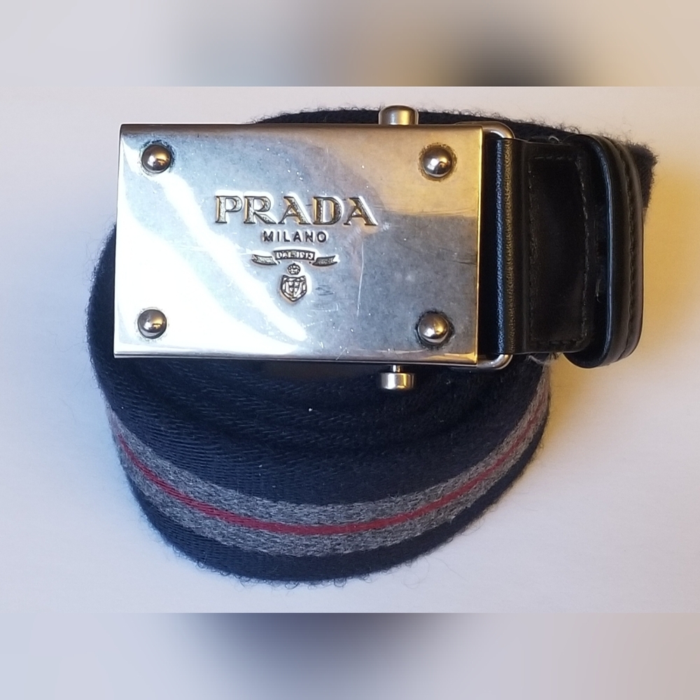 Prada adjustable nylon buckle belt.